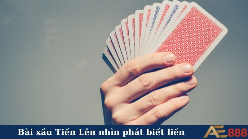 Bài xấu trong game Tiến Lên Miền Nam - Biến thua thành thắng 5 Bài xấu Tiến Lên nhìn phát biết liền